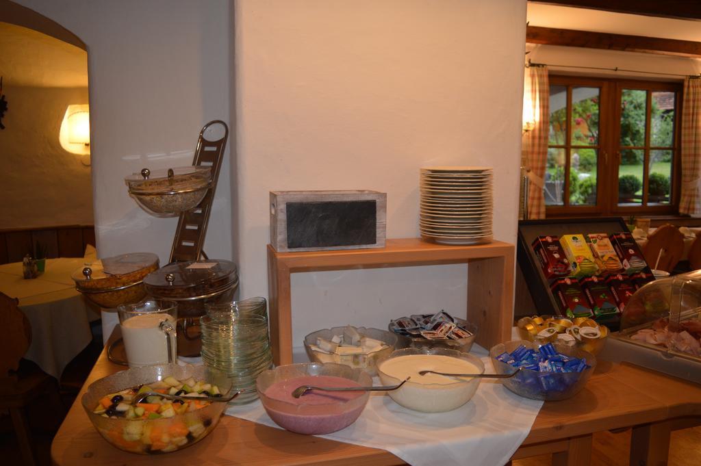 Gasthof Zum Stern オエッツ エクステリア 写真