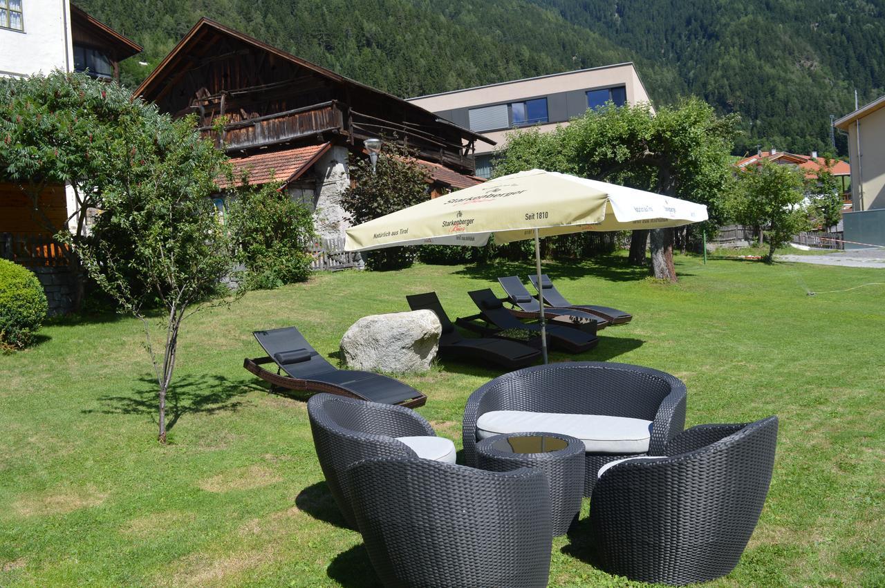 Gasthof Zum Stern オエッツ エクステリア 写真